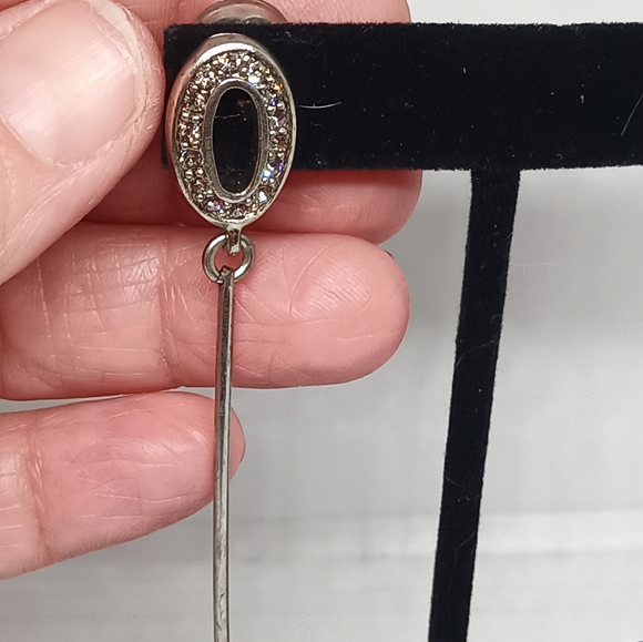 Women's black clip-on earrings - Picture 8 of 8